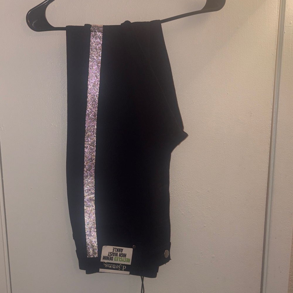 Women’s Jean with metallic sides